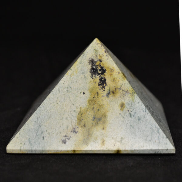 Пирамида цеолит